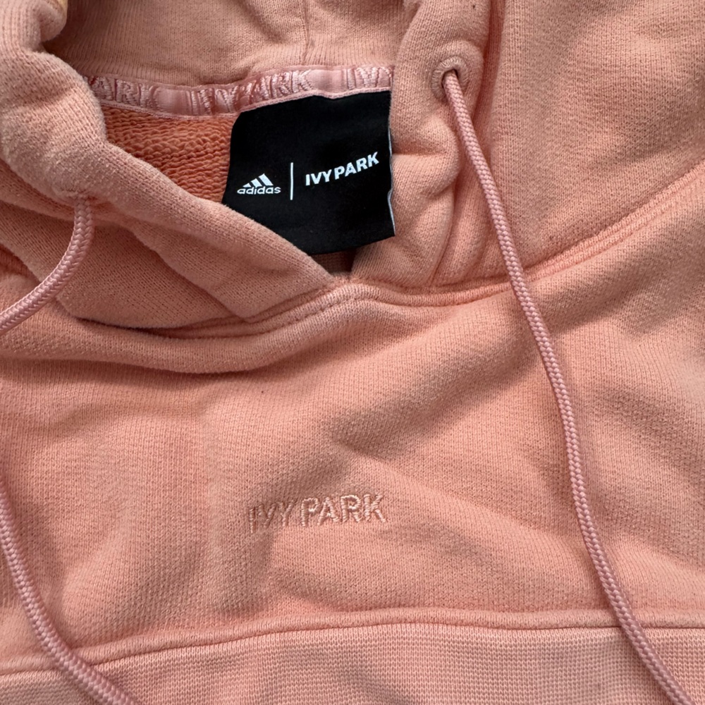 IVY PARK Dusty Rose Hooded Cropped Sweatshirt & Joggers - Picture 8 of 12